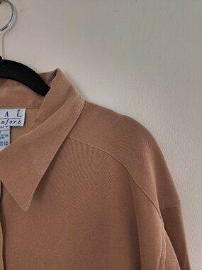 Vintage Real Comfort Tan Button Up Blouse